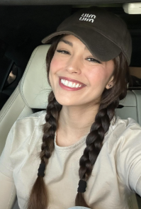 Valkyrae profile photo