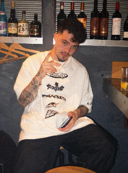 Adapt profile photo